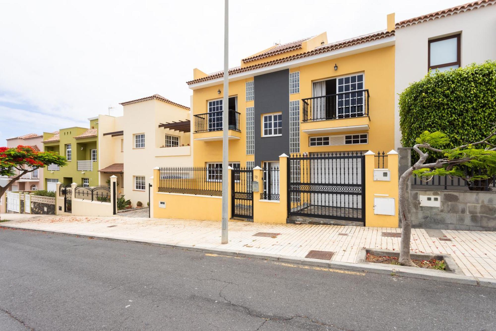 Casa Totalmente Renovada En Zona Muy Tranquila!!! Vistas Al Mar Y Montana Villa Buenavista Del Norte Exteriör bild